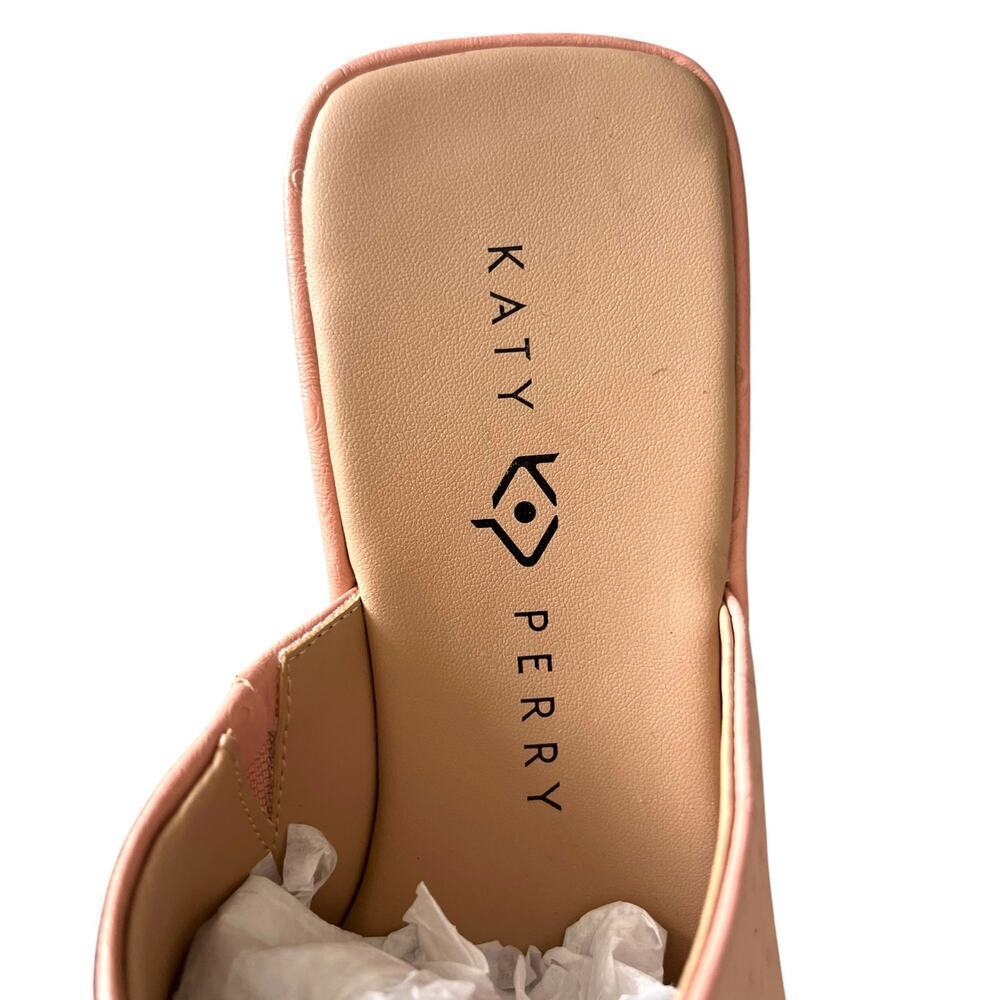 Katy Perry Women's Busy Bee Slide Pink Ostrich Embossed Platform Mules 9.5 - Picture 2 of 8